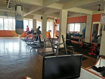 THE IRON GYM