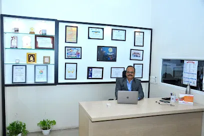 Best Career Counsellor Madhukar Chavan