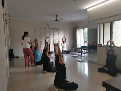 Huns Yoga Shala - Pooja Bafna